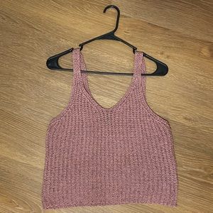 This is a super cute knit pink crop top